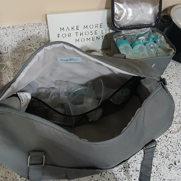 ​Evenflo Advanced Double Electric Kit W/ Travel bag - Picture 7 of 13